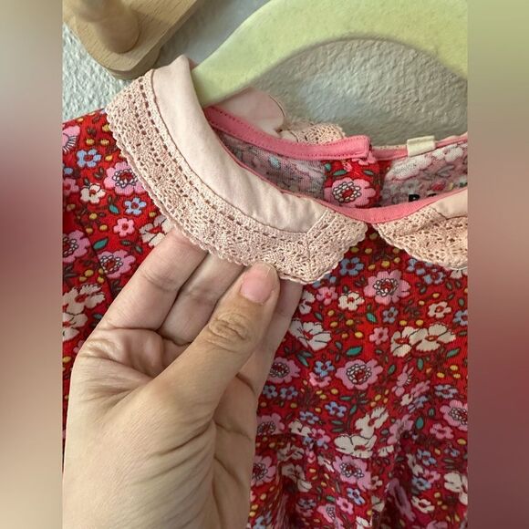 Mini Boden Lace Collar Jersey Dress Brilliant Red Festive Flower 4-5Y - Picture 4 of 7